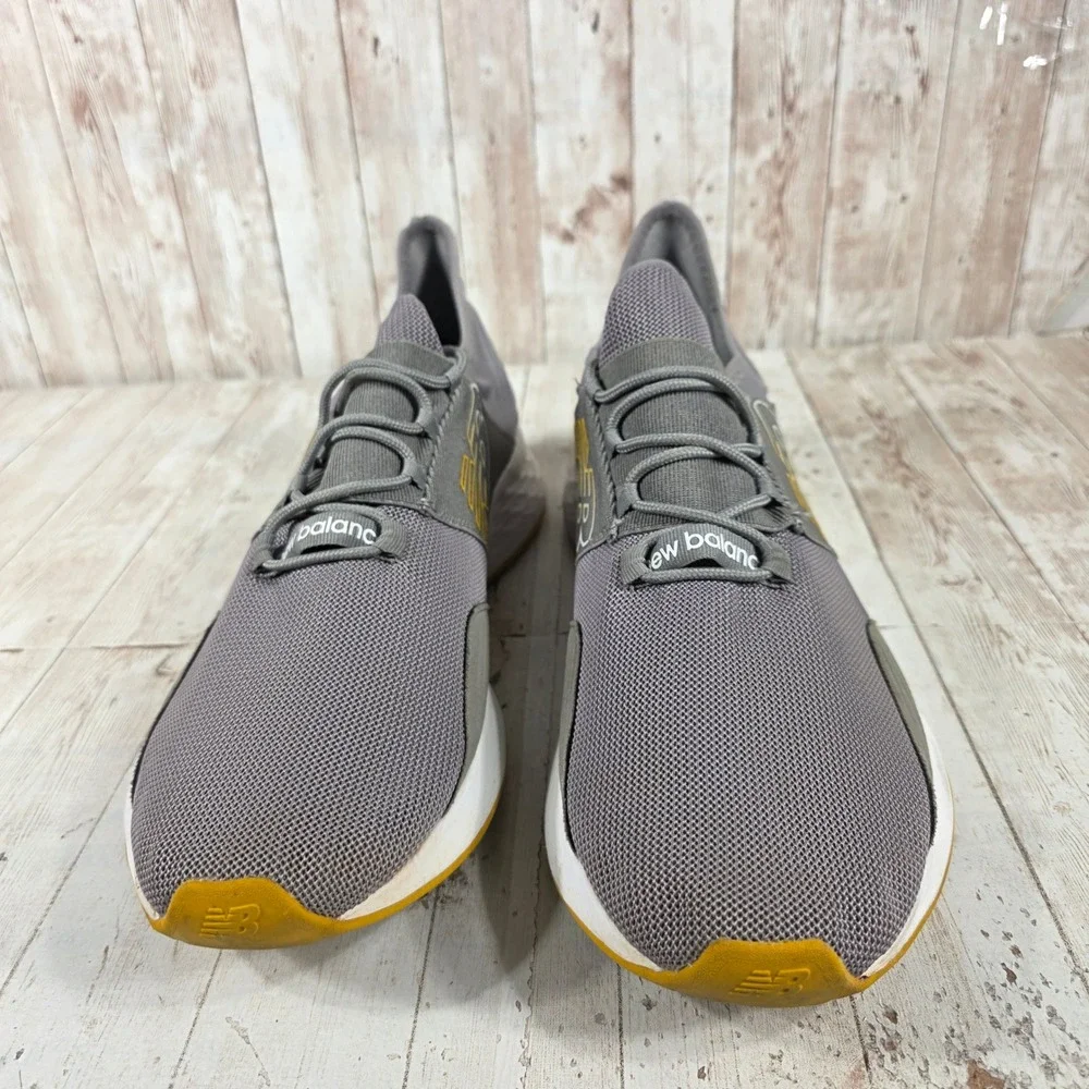 New Balance Fresh Foam Roav Mens Grey Gold Running Shoes MROAVFG1 Size 14